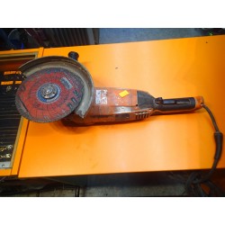 ÚHLOVÁ BRUSKA 230 MM