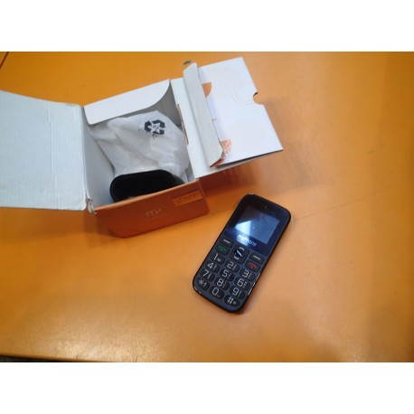 MOBILNÍ TELEFON