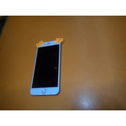 MOBILNÍ TELEFON IPHONE