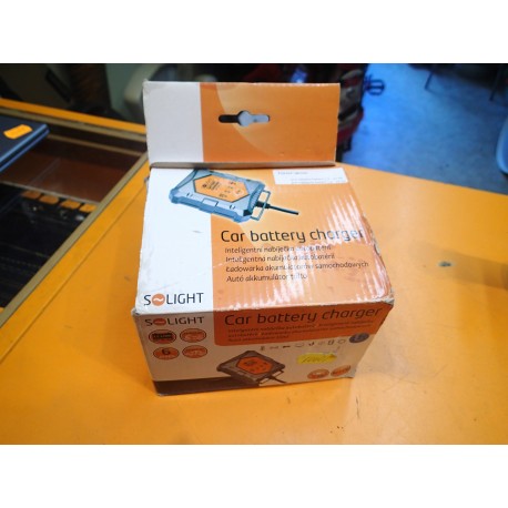 UDRŽOVACÍ AUTONABÍJEČKA